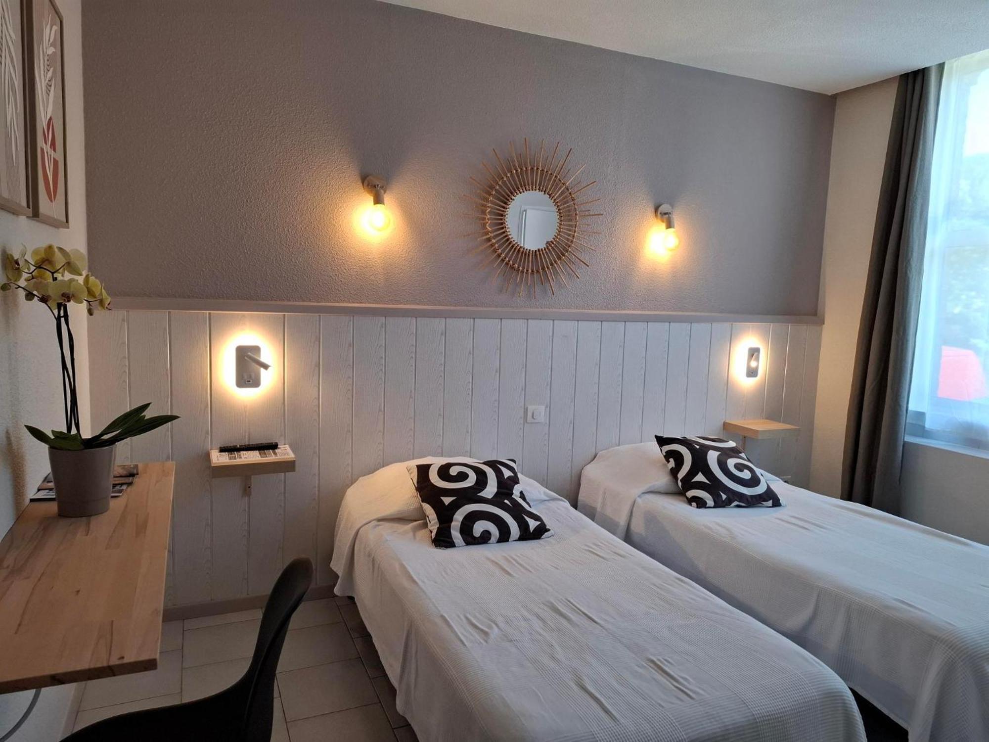 Hotel Les Bellugues Saint-Jean-du-Gard Buitenkant foto