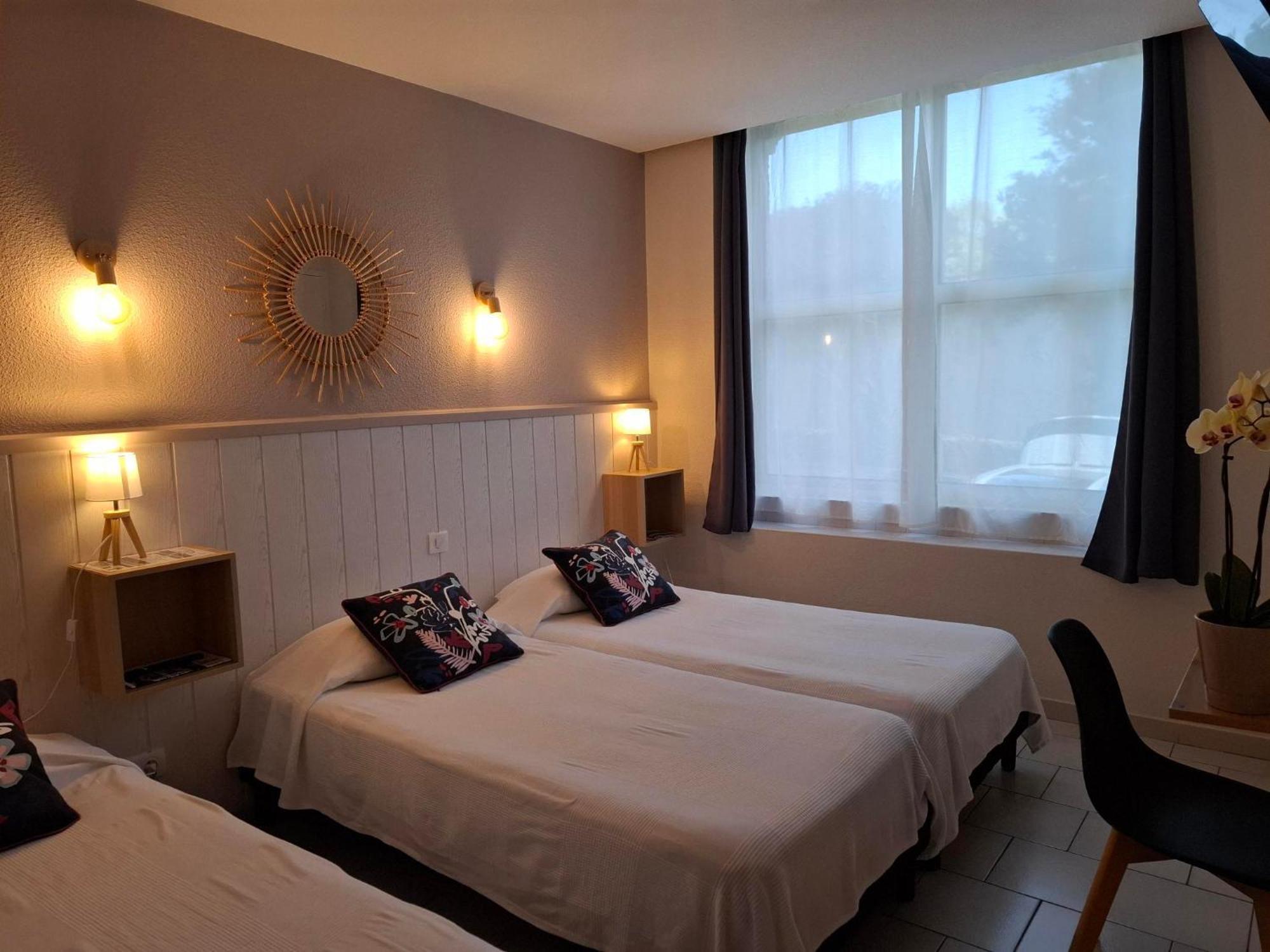 Hotel Les Bellugues Saint-Jean-du-Gard Buitenkant foto